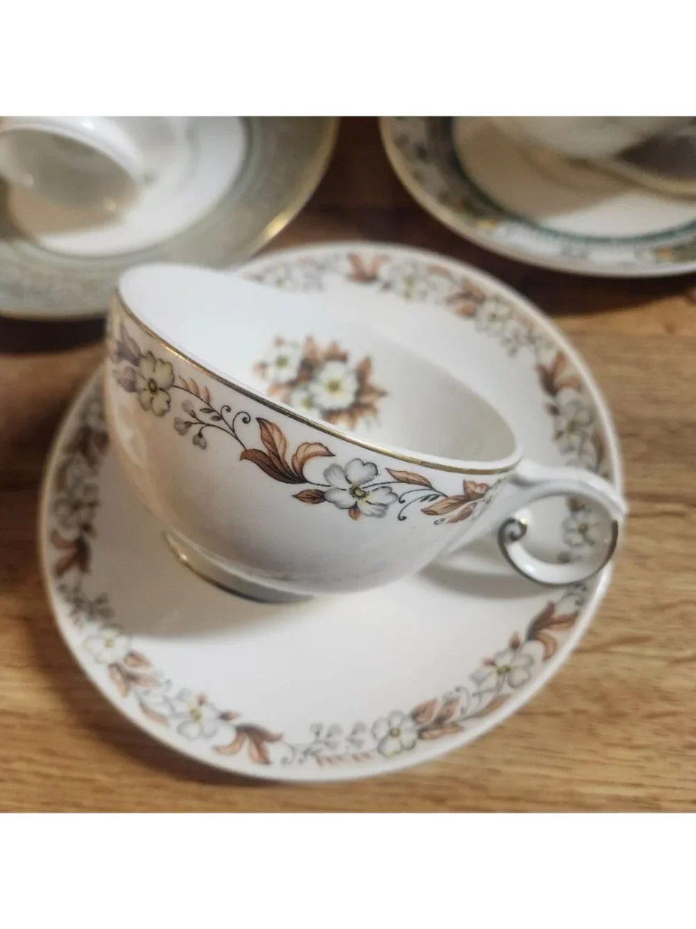 6 Sets Mismatched China Tea Cups & Saucers, Green & Gold